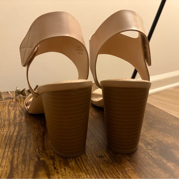 NWOT• Cushionaire Women's Talent Open Heel Sandals •  Size 9 - Picture 11 of 13